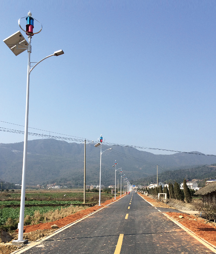 太阳能路灯_风机太阳能路灯_太阳能路灯厂家电话号码13318299449